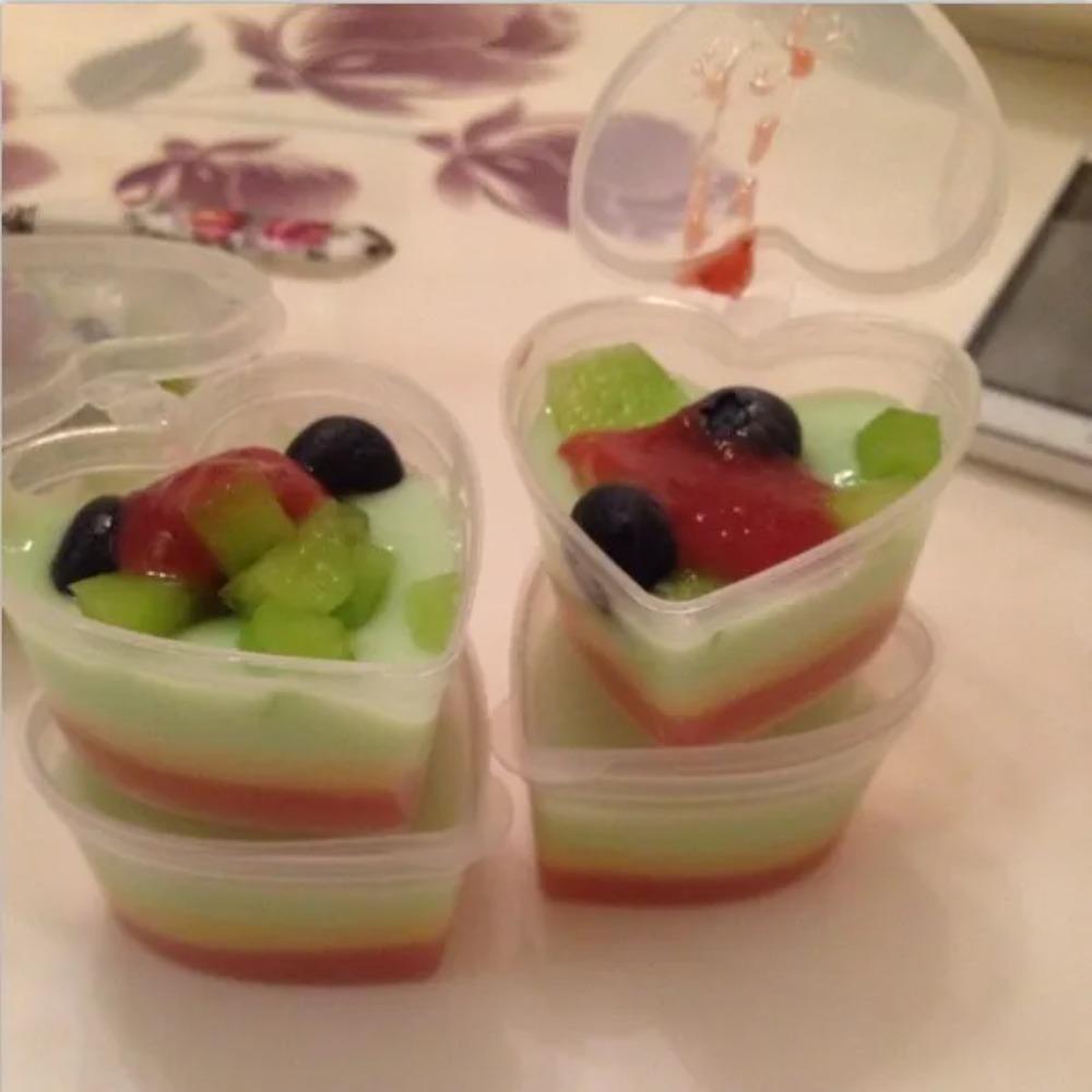 20pcs Transparent Love Shape Seasoning Box with Hinged Lids Pigment Paint Box Takeout Package