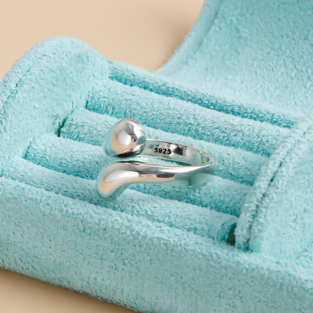 Casual and fashionable water drop design cold wind simple and versatile personalized opening ring