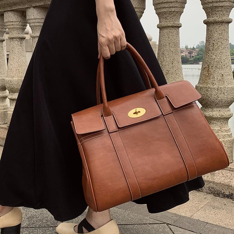 2024 New Soft Leather Tote Bag with a High-End Feel, Oil-Wax Leather Commuting Large-Capacity Handbag, Shoulder and Crossbody Bag