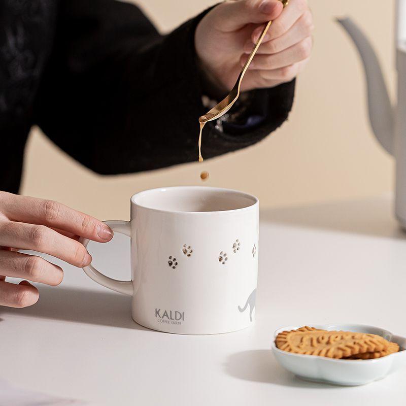 Ceramic Exquisite Cat Paw Mug Cartoon Birthday Gift Simple Couple Water Cup Coffee Breakfast Cup Office Birthday Christmas Gift