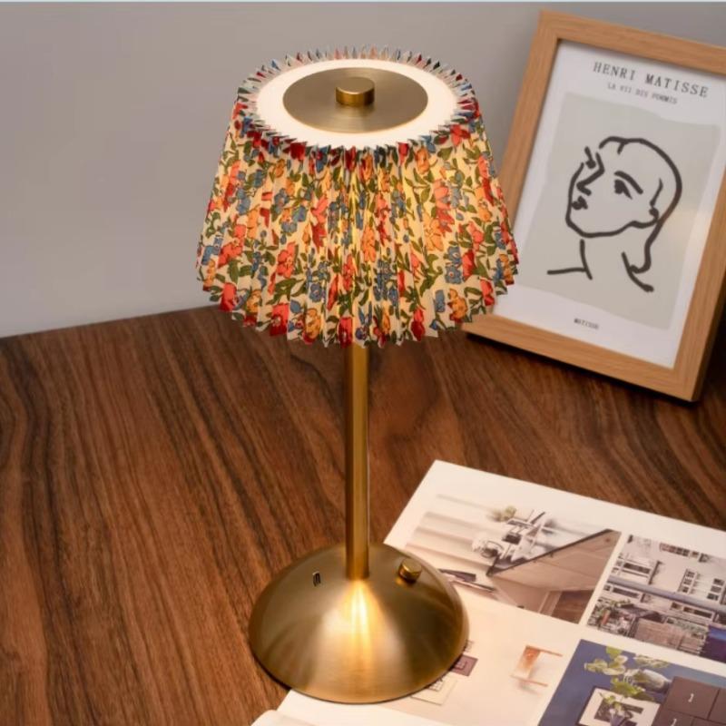 Metal Rechargeable Led Desk Lamp with Fabric Shade Wireless Dimmable Creative Mood Light Portable Touch Ambient Light for Living Room