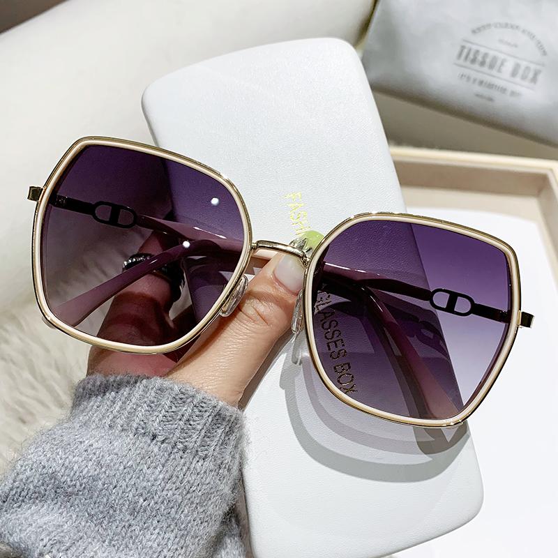 New Style Big Frame Sunglasses Fashion Trend Outdoor Anti-UV Flash Street Photo Stylish Eyewear for Men Women