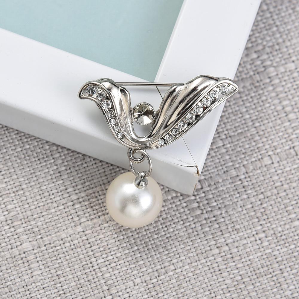 

Нежная брошь против ходьбы, 1 шт.