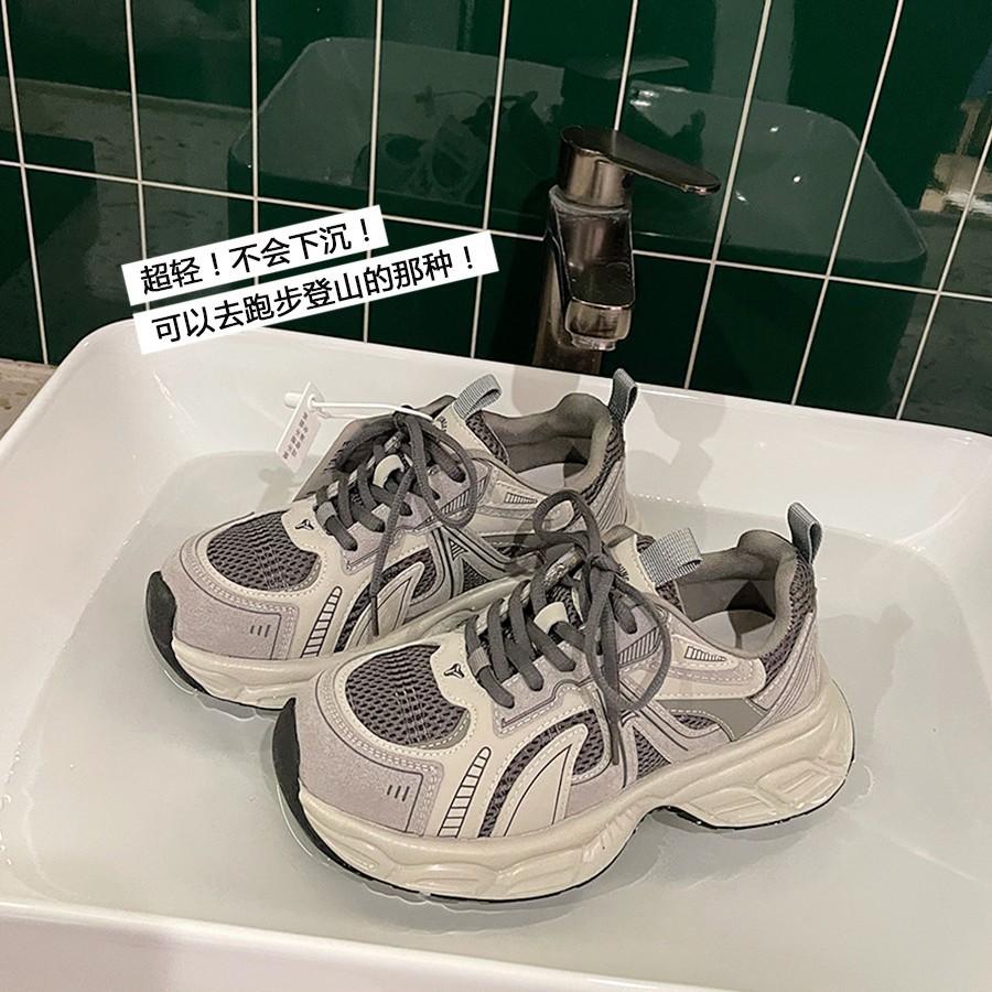 Retro leather dad shoes women's 2025 spring new thick-soled lightweight super fire versatile small casual sports shoes