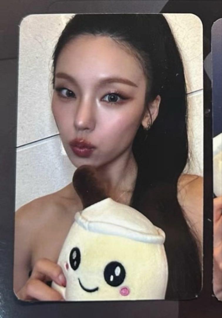 

[USED] itzy Air yetimall Limited Edition Tapioca Trading Card A