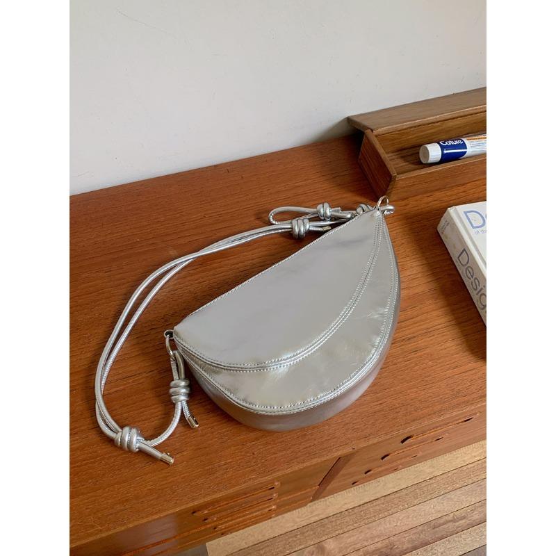 Niche Underarm Bag Women's New Trendy Fashion Bag Versatile Shoulder Bag Messenger Bag