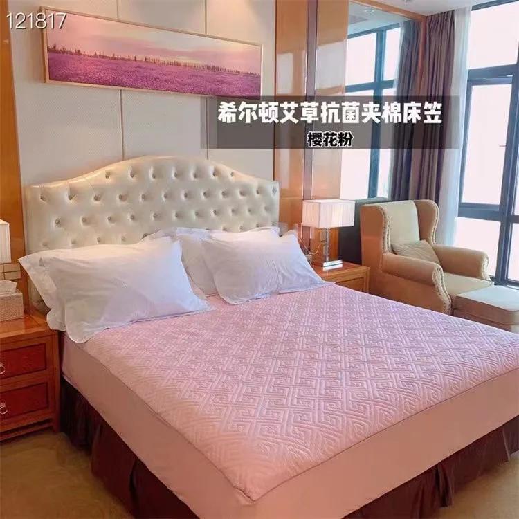 Modern Minimalist Suitable Four Seasons Quilted Mattress Cover Soft Queen King Quilted Bed Fitted Sheet Not Including Pillowcase