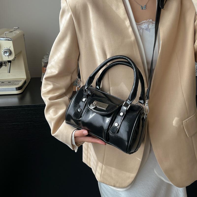 Hand Bag Women's New Fashion Shoulder Bag Casual Messenger Bag