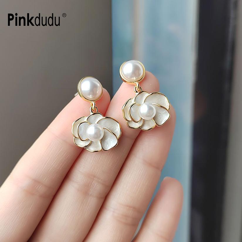 Pinkdudu Vintage Zinc Alloy Stud Earrings White Floral Cute Plastics Gold Plated Elegant Earrings PD2225