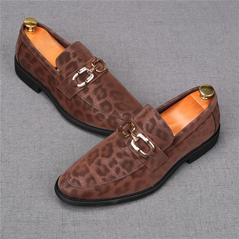 Fashion Fashion New Men's Leopard Pattern Suede Leather Flats Shoes Male Designer Metal Buckle Loafter Homecoming Wedding Dress Footwear