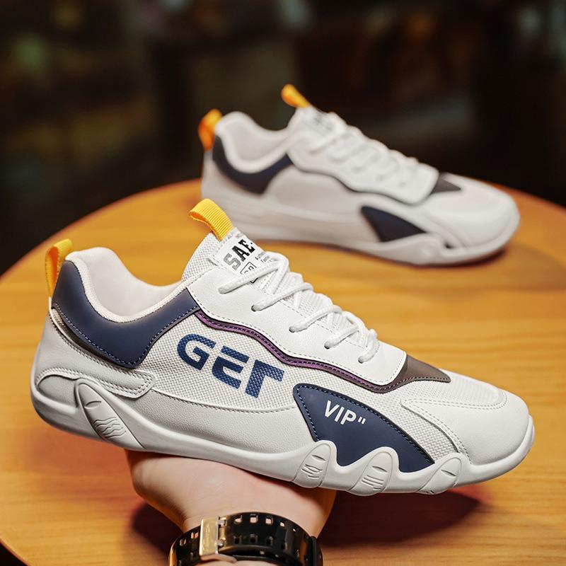 Mode Mode Herren-Sneaker Frühling Neu Hot Heals Freizeitschuhe Männlich Rutschfest Atmungsaktiv PU-Leder Laufschuhe Leichter Flacher Schuh