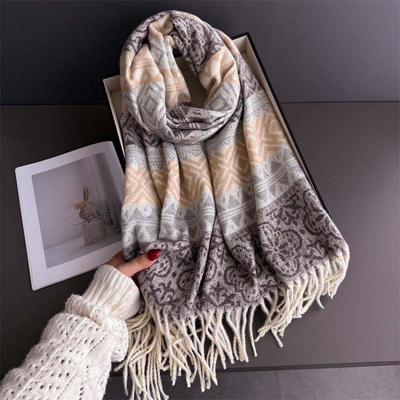2025 Winter Warm Women Scarf Designer Imitation Cashmere Thicken Shawl Pashmina Scarves Female Wrap Blanket Foulard