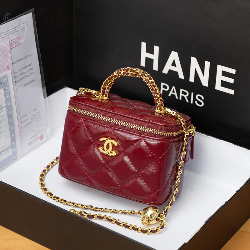 2025 Genuine Leather Diamond Lattice Crossbody Handbag - Small Fragrant Style