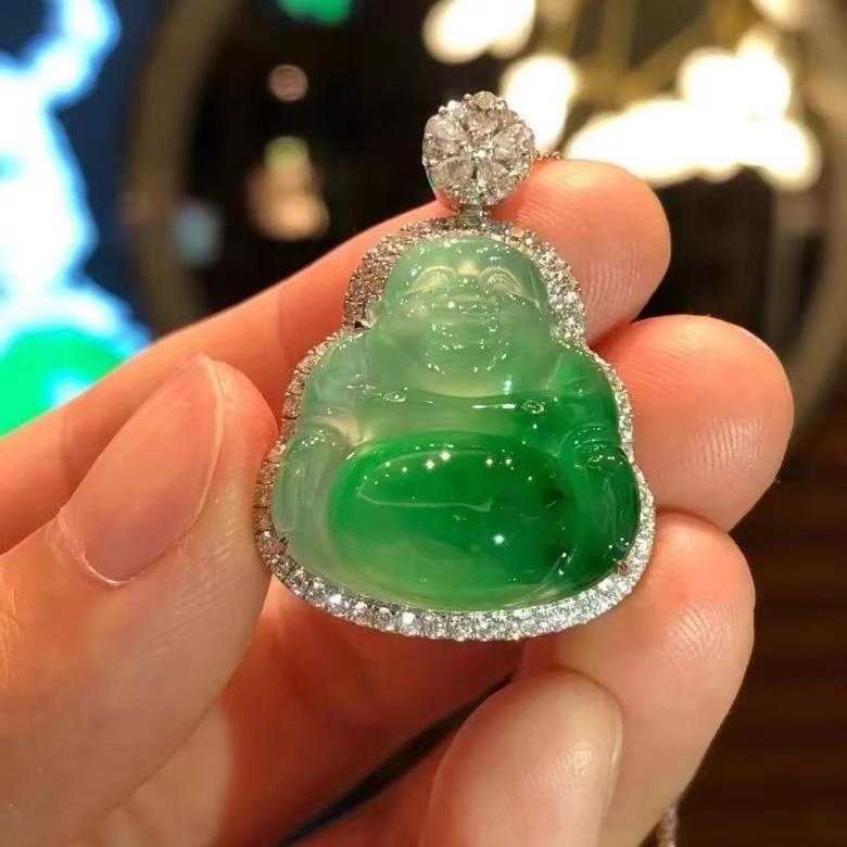 Imperial Green Jade Guanyin Buddha Pendant Necklace with Floating Flowers