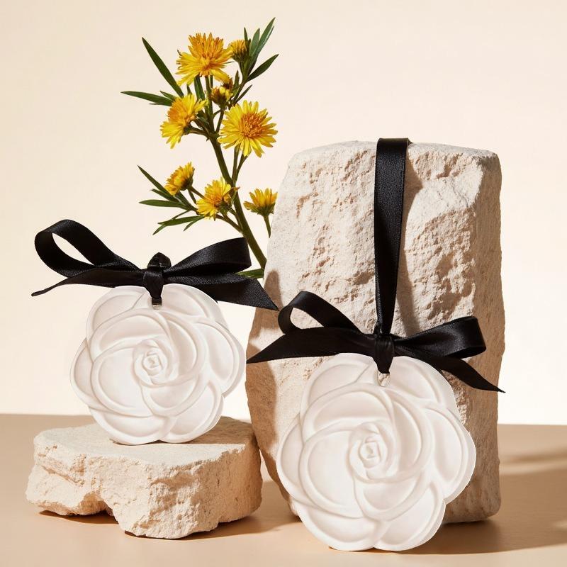 Camellia Scented Wax Tablets, Bedroom Wardrobe Gypsum Wax Blocks, Scented Tablets, Car Fragrance Pendants, Deodorizing