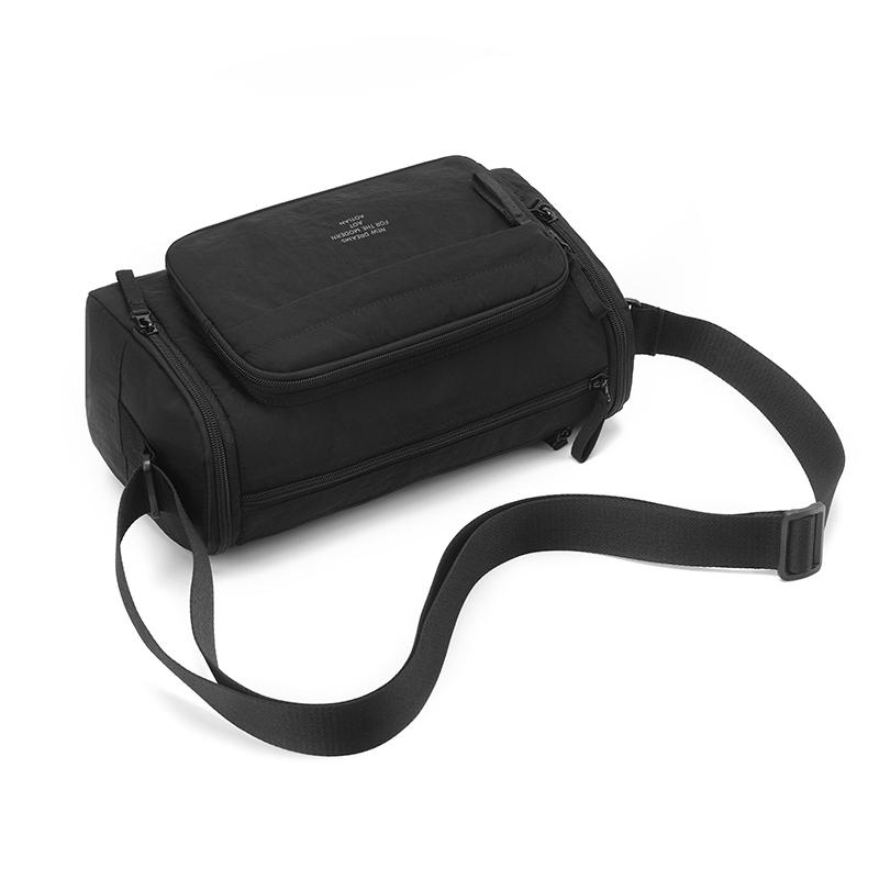 Minimalist Men's Crossbody Bag with Multiple Zipper Compartments for Urban Lifestyle