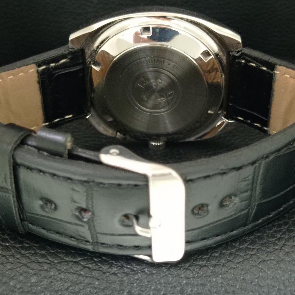 VINTAGE RICOH R31 AUTOMATIC JAPAN MENS ORIGINAL DIAL WATCH a708018-1