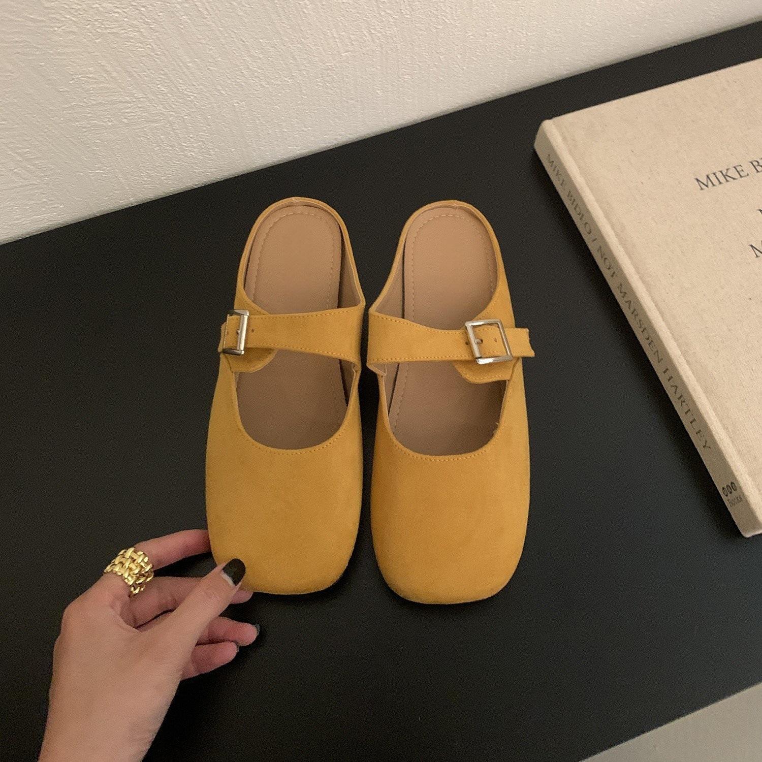 

Gentle fairy baotou half slippers female new sweet suede square head pedal 35 синій