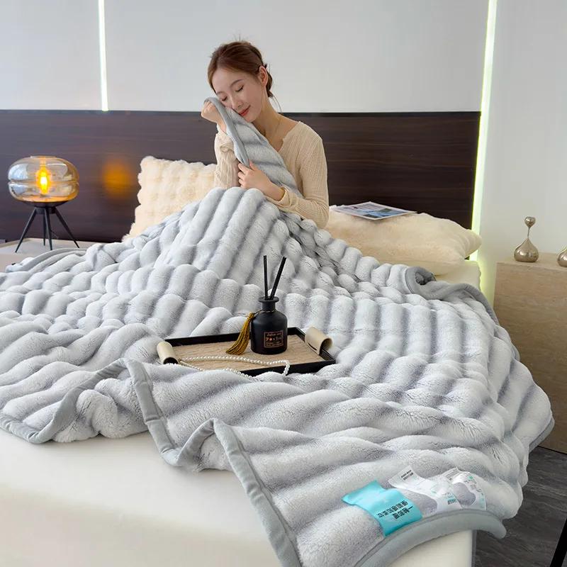 

Современное минималистичное одеяло класса А из плюша с высокой плотностью, универсальное многофункциональное толстое одеяло для сохранения тепла и сна в офисе 100x150