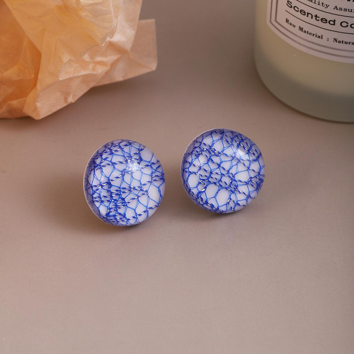 

Pink Blue And Gray Plaid Resin Earrings, Autumn And Winter Retro Light Luxury Ethnic Style High-End Fashion Earrings