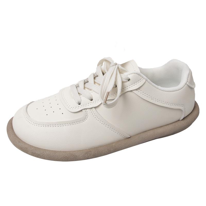 Simple casual and versatile high-end retro little white shoes women's 2025 new spring lightweight student popular sports shoes
