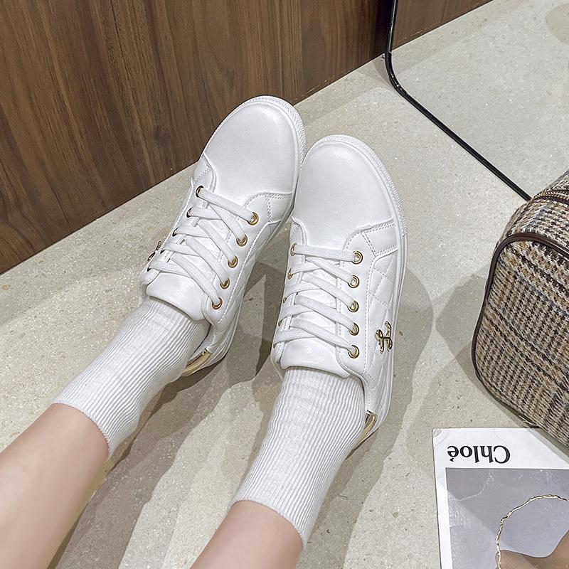 Little White Shoes Women's 2025 Spring and Autumn Breathable Soft Sole Versatile Casual Sports Board Shoes Korean Version ins~ Student Flat Shoes