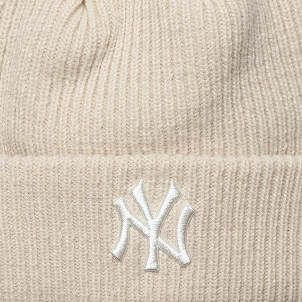 New Era Wmns Double Pom Beanie New York Yankees Hat, Womens Beige Cap