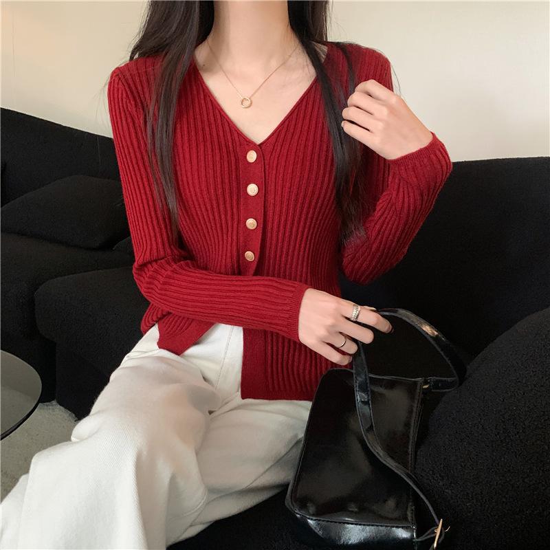 Baijiu red neck knitted cardigan women's top spring single-breasted sweater temperament top bottoming shirt