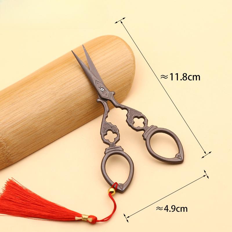 Cross Stitch Embroidery Scissors Classical Style Dragon And Phoenix Crane Tailor Scissors Exquisite Relief Medium And Small Retro Metal Scissors