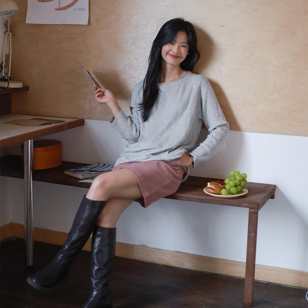 Laengsseon Ls_Round Neck Gray Loose Knit Top