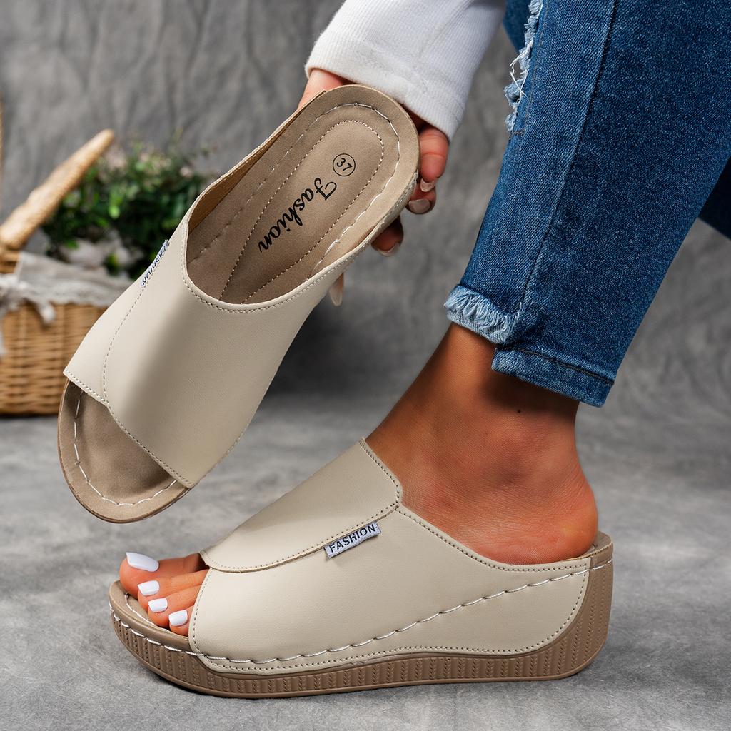Fashion 2025 New Women Wedge Slippers Summer Fashion Slippers Open Toe Breathable Sandals Comfortable Buckle Woman Shoes Slides Women