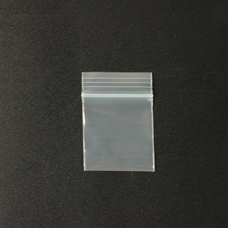 

Miniature Dollhouse Vendor Scene: Sealable Food Storage Bags 40x40mm