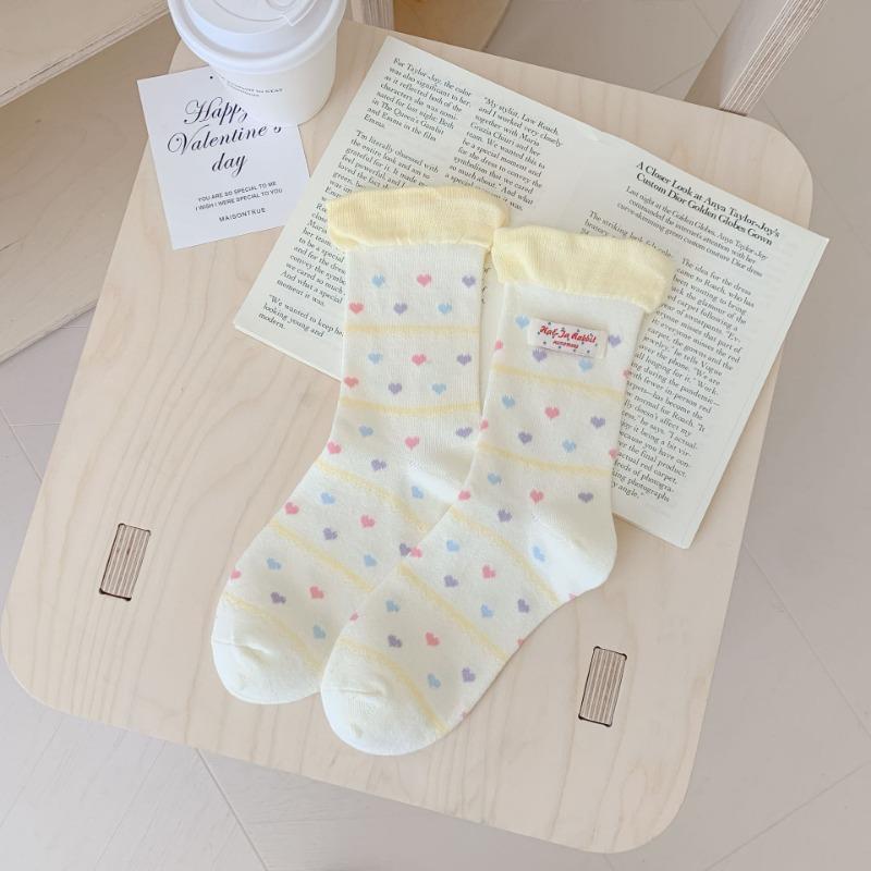 Damen Frühling und Herbst Lieblich Gepunktet Süß Cartoon mit Stofflogo In der Tube Frotteesocken
