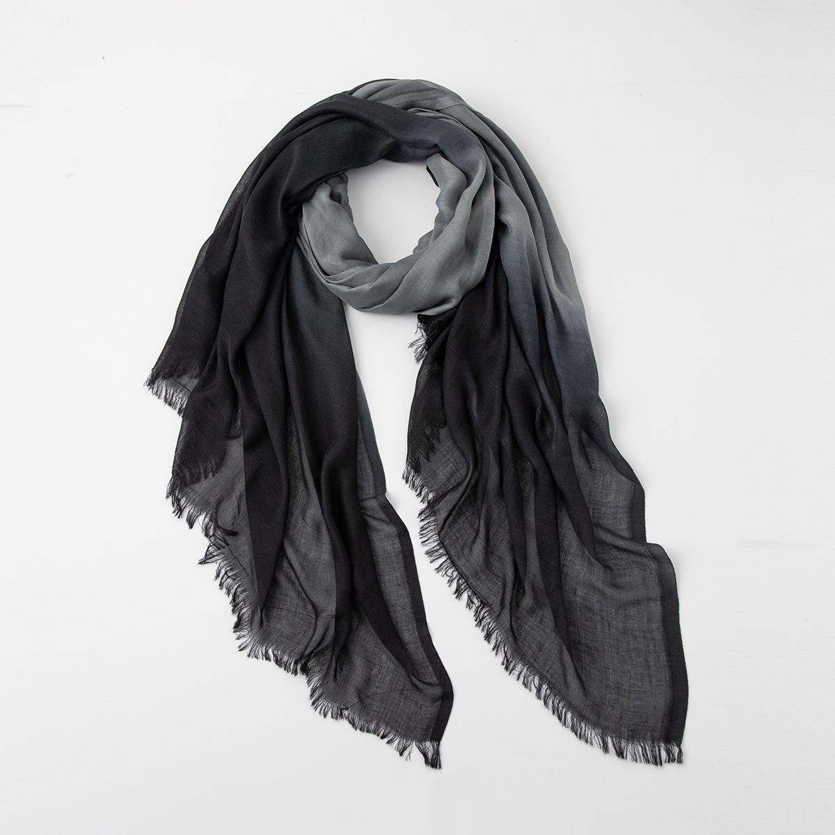 Vielseitiger Damen-Schal aus Viskose im Batik-Look: Atmungsaktiver Sommerschal & Sonnenschutz schwarz