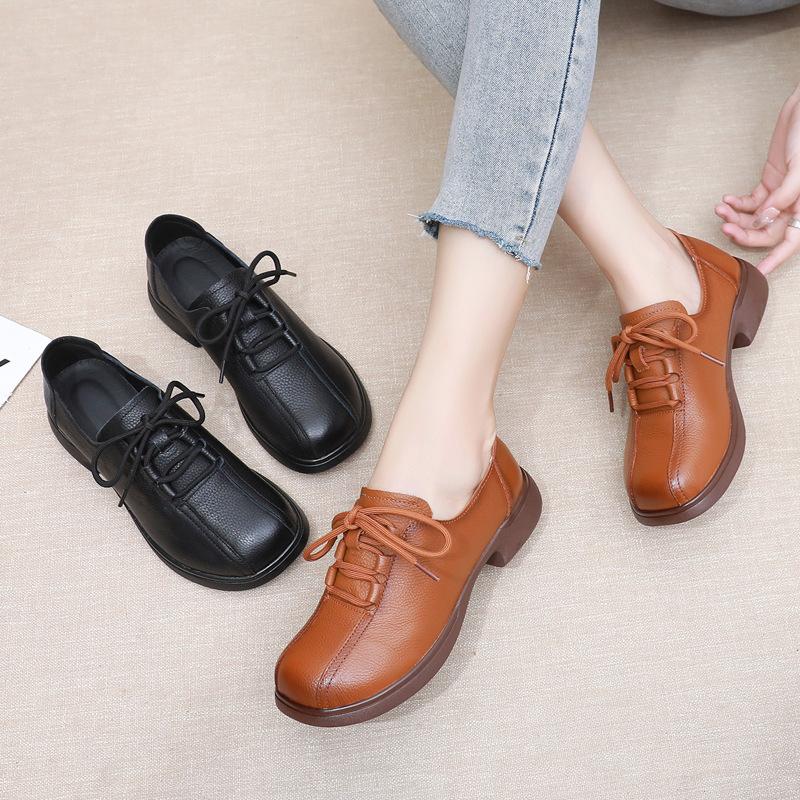 Niedrige Absätze Damenschuhe Neu Tiefes Maul Quadratische Zehen Lässig Echtes Leder Damen Arbeitsschuhe Herbst Bequeme Mama-Schuhe