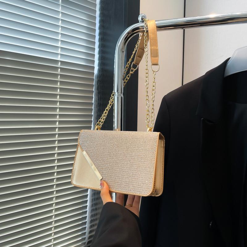 Women's Simple Chain Shoulder Messenger Bag 2025 Winter New Niche Design Versatile Ins Small Square Bag Korean Version