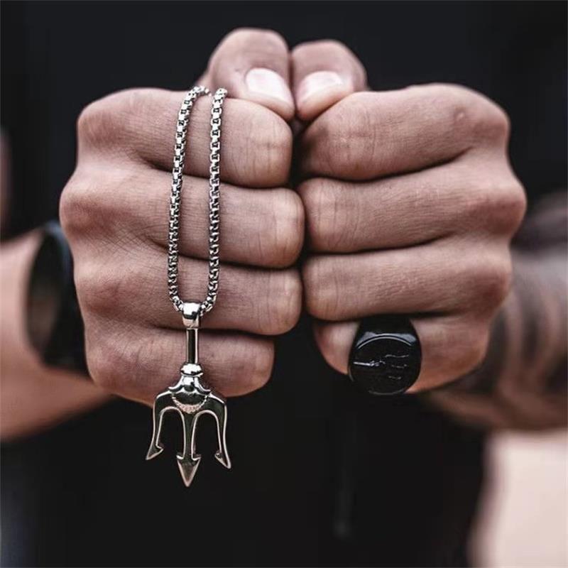 Europejski i Amerykański Stal Tytanowa Pendant Trójząb Neptuna Męski Dominujący Hip-hop Prosty Pendant