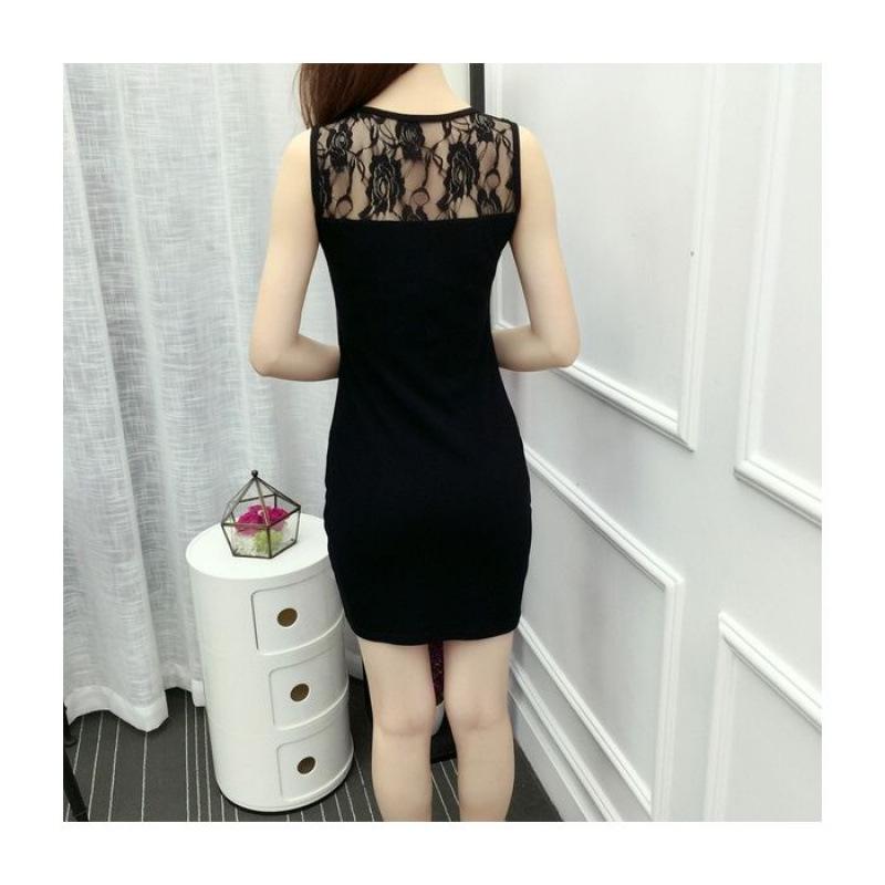 

Women s Plus Size Slim Fit Mid-Length Spaghetti Strap Lace Mesh Dress M