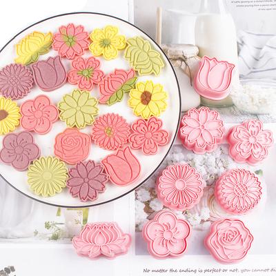 8 Stück Blume Keksform Chrysantheme Pflaumenblüte Cartoon Kuchen Zucker Umdrehen 3D Keks Kuchen Backwerkzeuge Partyzubehör