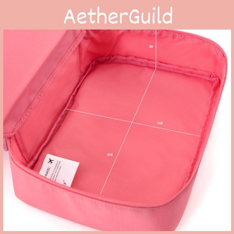 Versatile Toiletry Case With Slots For Brushes And Wide Elastic Strap