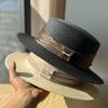 Spring and Summer French Elegant Pearl Flat-top Straw Hat for Women, British Retro Sun Hat for Seaside Vacation and Beach Sun Protection