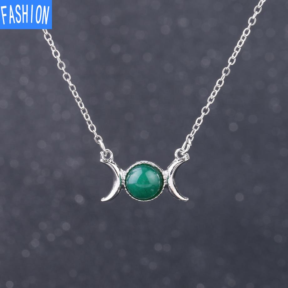 Buy Retro Crescent Clavicle Necklace 
