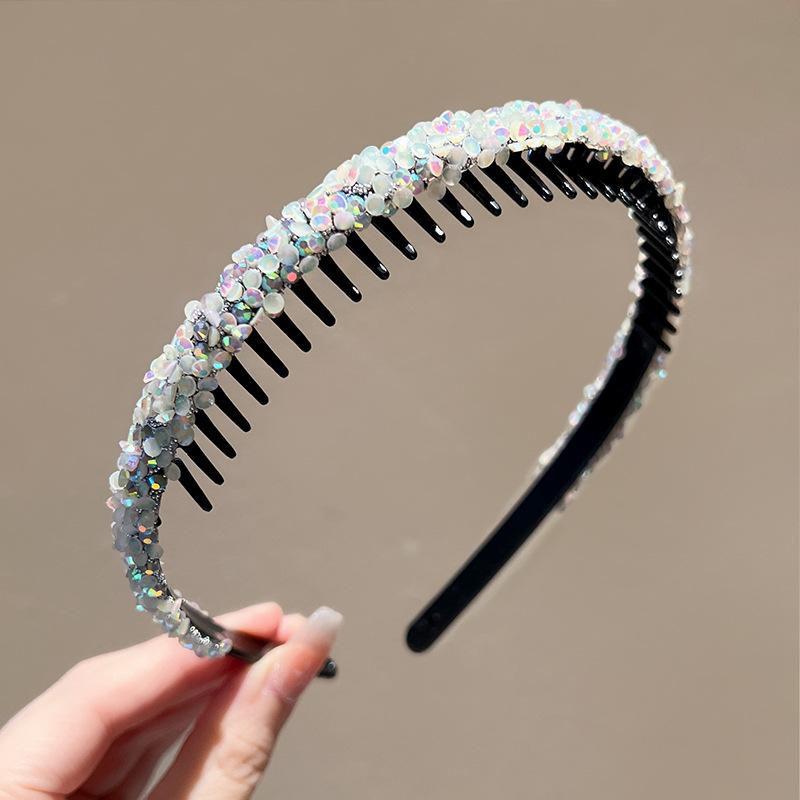 

Sparkling Princess Headband for Girls - Crystal Hair Comb, New Design, Secure Hold for Flyaways, Comfortable & No-Slip, Perfect