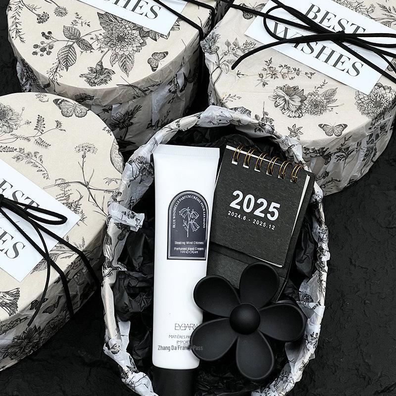 Beauty Salon Grand Opening: Exclusive High-End Gifts for a Luxurious Look