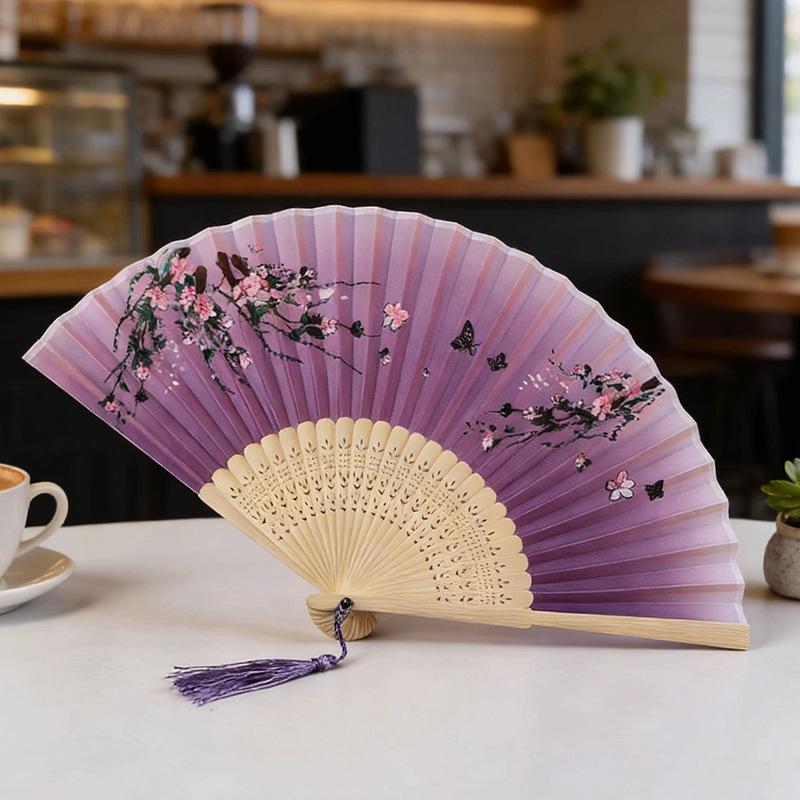 Retro-Tanzfächer im japanischen Stil für den Sommer - Klassischer antiker Stil