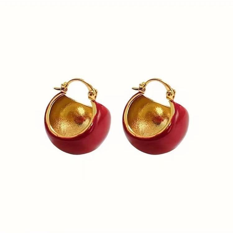 Retro Enamel Green Earrings Women'S Light Luxury Niche High-End Ear Buckles Retro Temperament Stud Earrings White Earrings