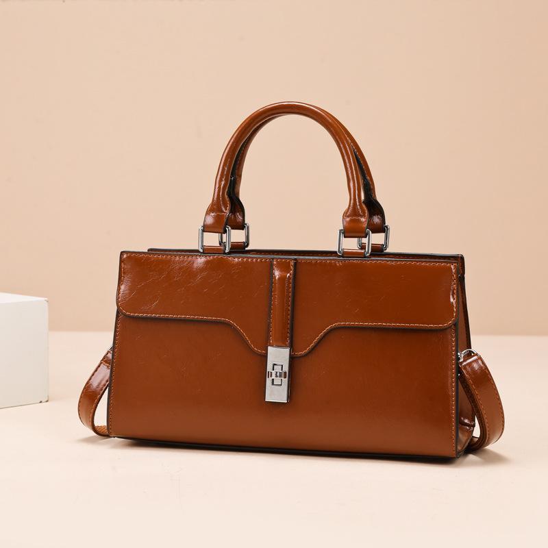 Niche design handbag bag women's new light luxury texture shoulder bag large capacity versatile messenger tote bag