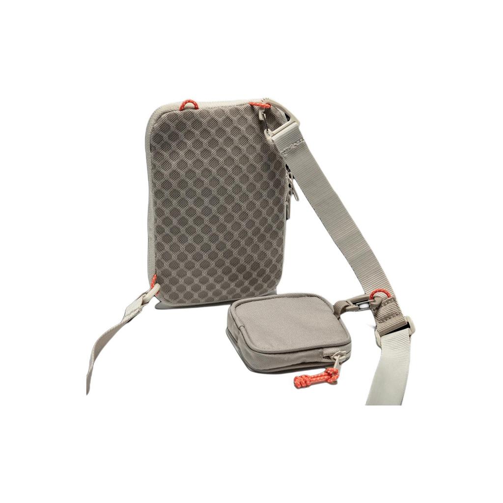New Under Armour Polyester Shoulder Bag, Crossbody Bag Small Unisex Pink Silt Gray 1376465-273