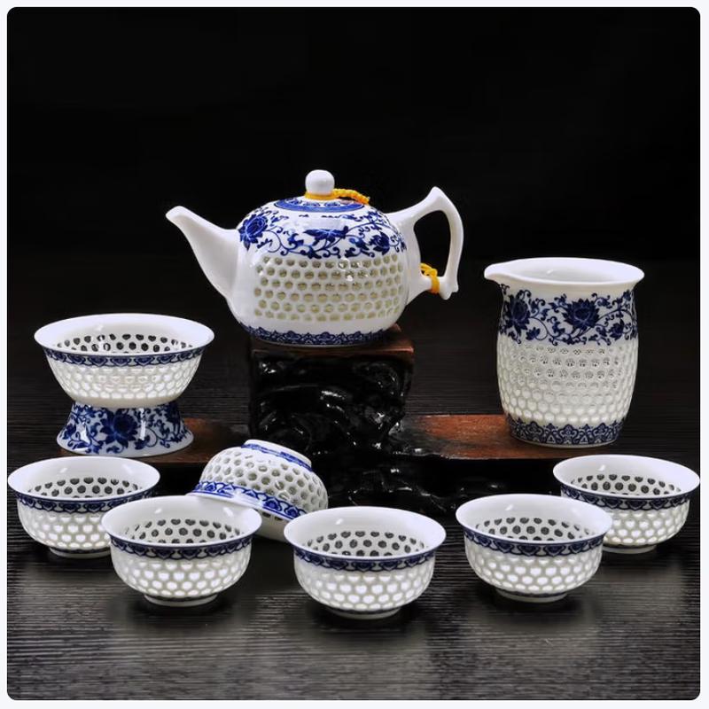 

Shengdahao Blue and White Porcelain 10-Piece Tea Set