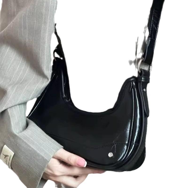 Women's Bag Niche Portable Chain Baguette Underarm Bag High-end Versatile Shoulder Messenger Bag